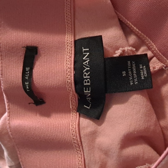 Pretty peach Lane Bryant Allie pull on Ponte pants, sz 18 - Picture 6 of 6